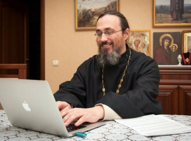 Священников Югры научат работе в соцсетях Священников Югры научат работе в соцсетях