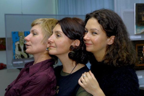Акулова, Гладышева, Чупрякова: Иногда они возвращаются.Фото:Совместная выставка трех авторов - «Гербарий», состоявшаяся в Свердловской филармонии в июне 2014 г.