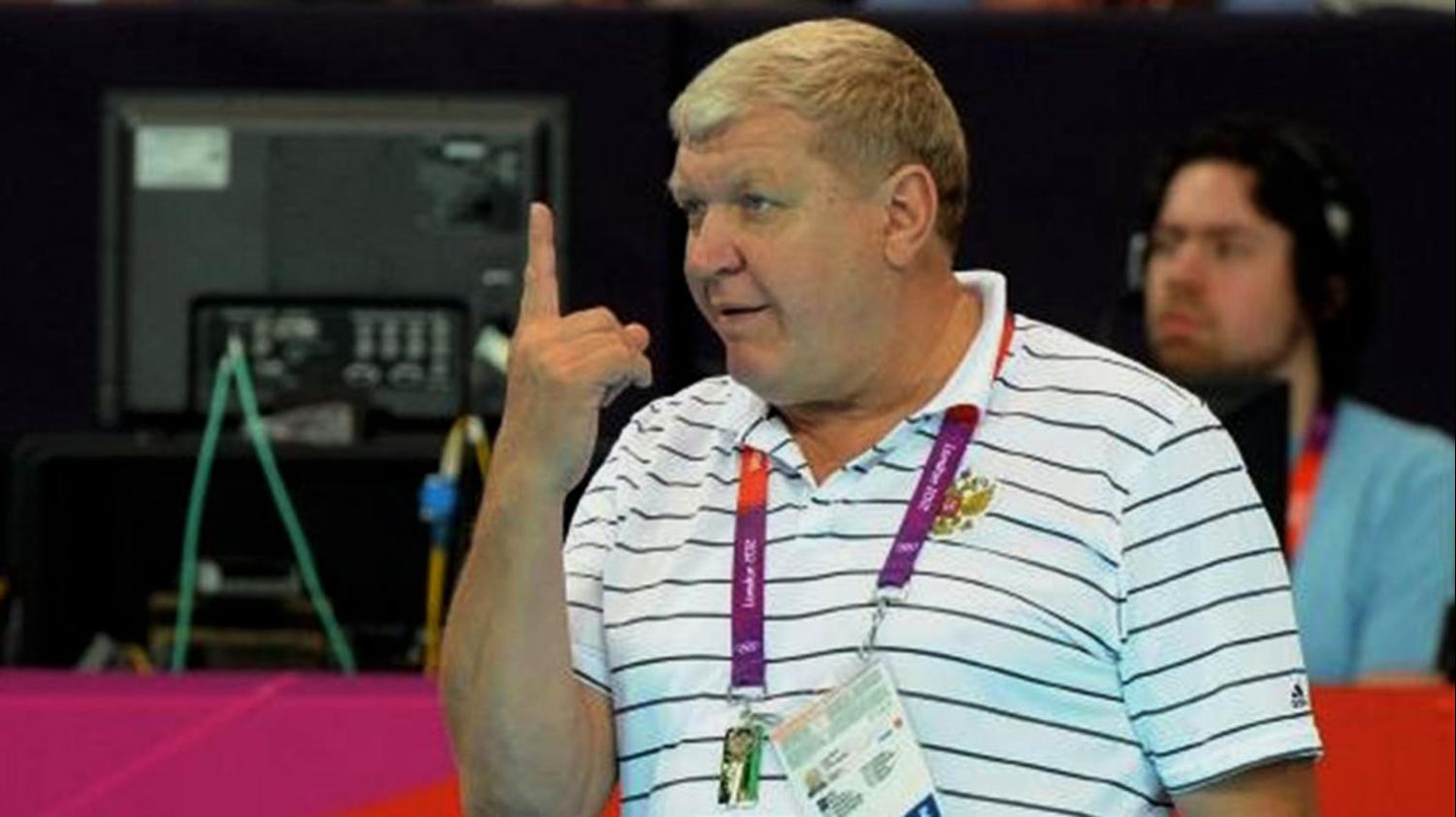 Тренер гандбольной сборной России хотел «взять верёвку и зайти в женский туалет»