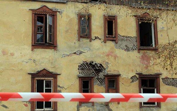 Свердловская область не успевает расселять аварийное жилье