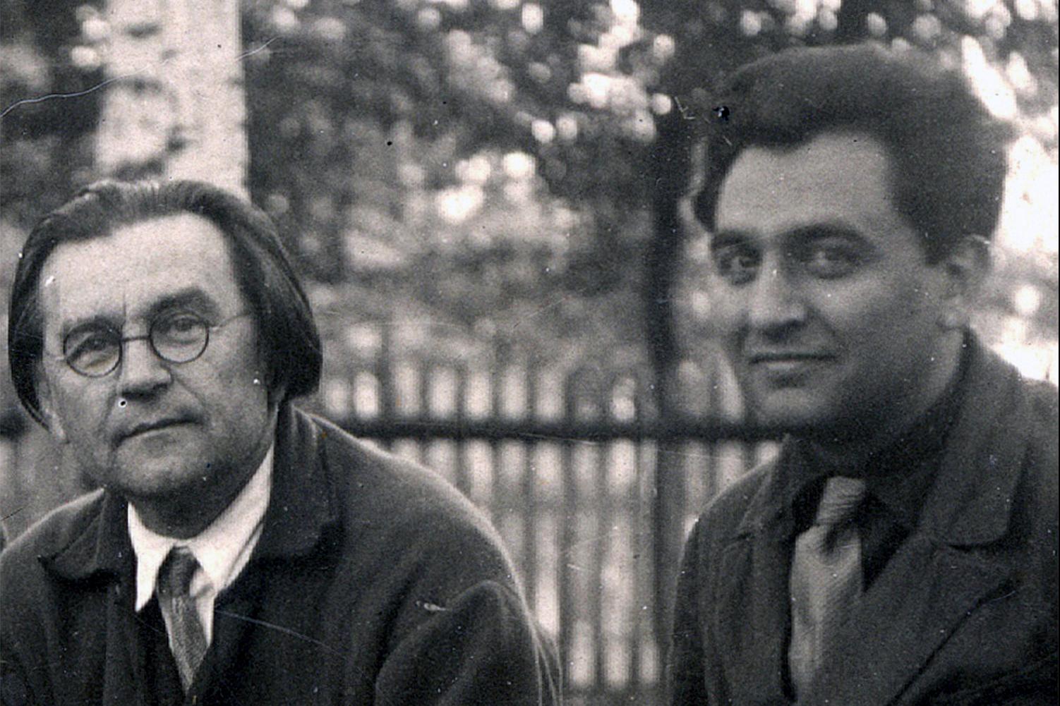 Казимир Малевич и Николай Харджиев. 1933 г.