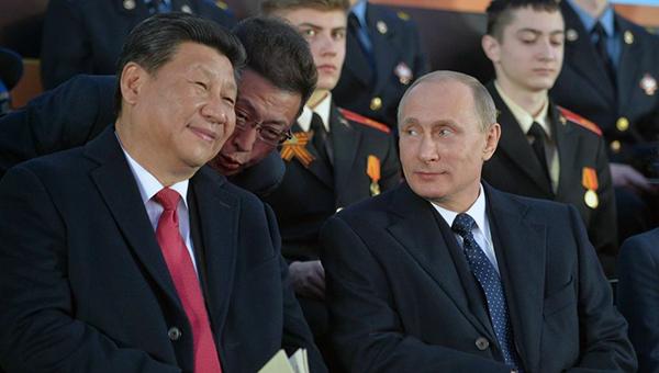  42% россиян за укрепление военных связей с Китаем и Индией