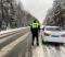 ГИБДД предупреждает свердловских водителей о заснеженных дорогах