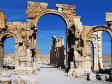 Боевики «Исламского государства» (ИГ) разрушили античную Триумфальную арку в сирийском городе Пальмира