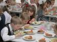 Уральских школьников надо кормить лучше, заявили специалисты свердловского Роспотребнадзора
