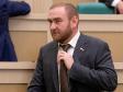 Сенатор от Карачаево-Черкесии был задержан в зале заседаний Совфеда