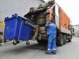 РЭО предложил запретить россиянам выбрасывать одежду в мусорные баки