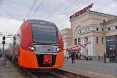 Уральские школьники и студенты смогут ездить на электричках с 50% скидкой