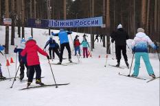 Более 80 тыс уральцев присоединились к массовой гонке «Лыжня России»
