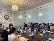 Представители России и Кыргызстана провели «круглый стол» по вопросам трудовой миграции 