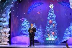 Вадим Шумков подарил новогоднюю сказку более 700 маленьким жителям Курганской области