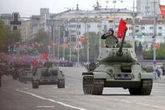 В Екатеринбурге прошел военный парад
