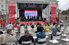 Фонд президентских грантов поддержал 34 свердловских проекта