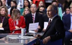 Прямая линия Владимира Путина продлилась 4 часа 27 минут