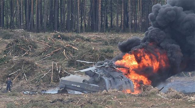 На авиашоу в Рязанской области разбился вертолет Ми-28