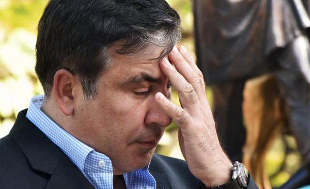 Порошенко отправил в отставку Саакашвили