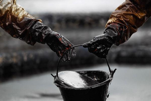 Цена на нефть упала до 36 долларов