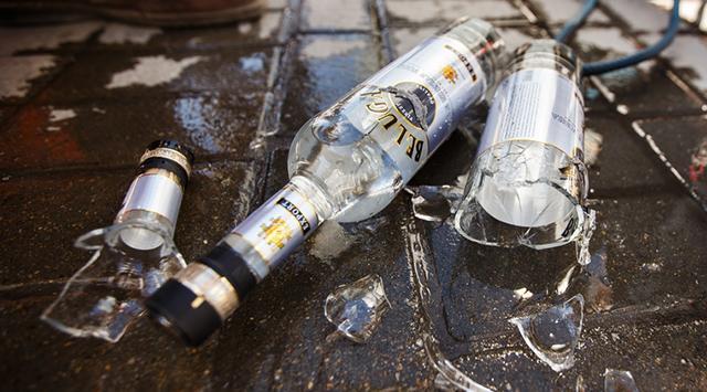 Московская областная дума подготовила и в октябре планирует внести в Госдуму законопроект, запрещающий в России розничную продажу порошкового алкоголя