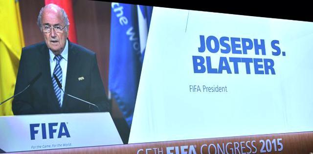 Президент Международной федерации футбола (ФИФА) Йозеф Блаттер переизбран на пятый срок после отказа своего единственного конкурента Али бин Аль-Хусейна