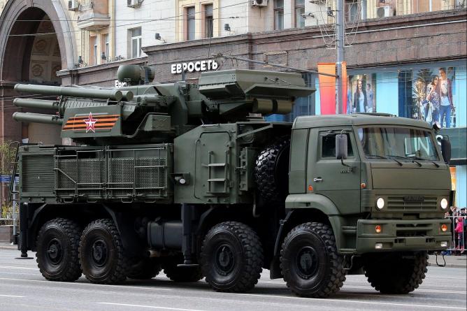 Новая военная техника примет участие в параде Победы в Екатеринбурге