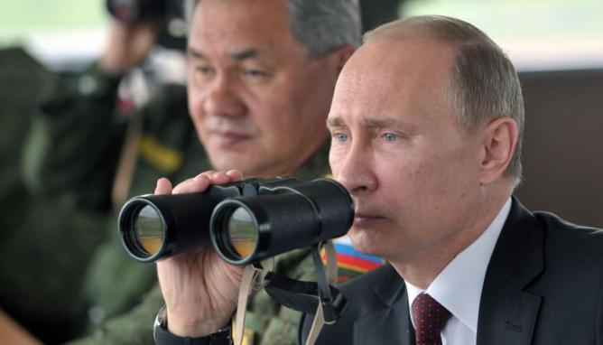 Соцопрос: 42% россиян считают, что до Путина не доходит полная информация