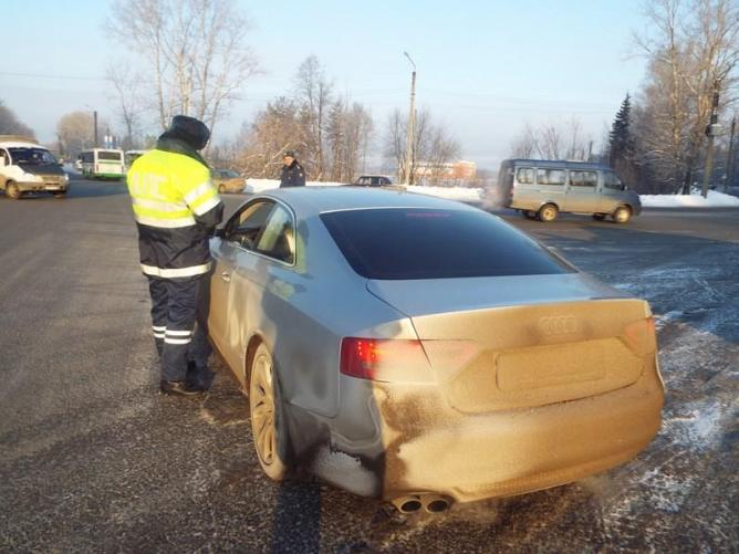 ГИБДД Екатеринбурга объявило войну неряшливым водителям