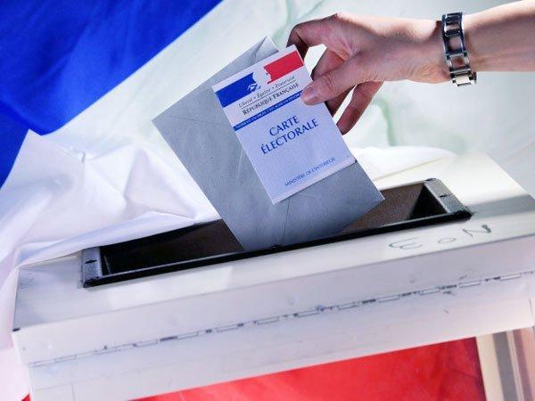 Эксперты о выборах во Франции: Результат непредсказуем