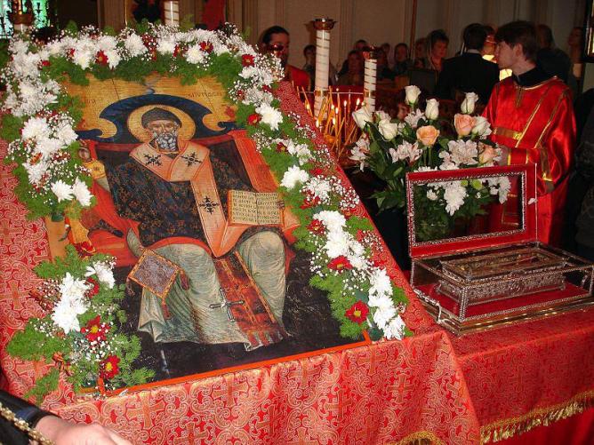 В Екатеринбург привезут мощи святителя Спиридона Тримифунсткого
