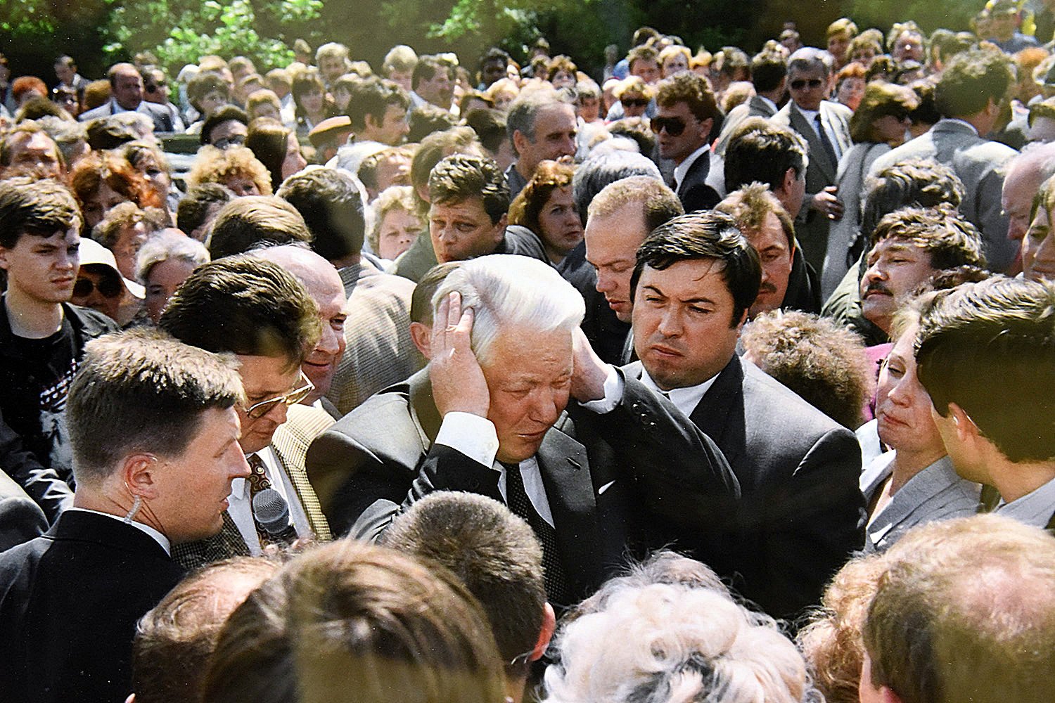 1 мая 1996 год. Россия 1996 Ельцин. Ельцин 90ые. Ельцин в Екатеринбурге 1996.